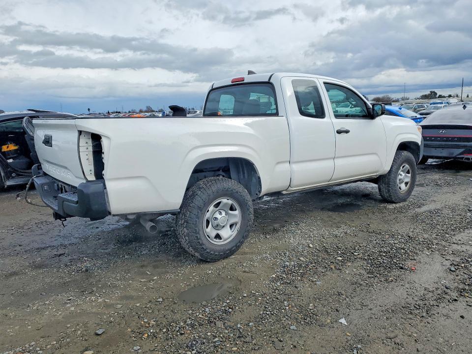 2018 Toyota Tacoma sr