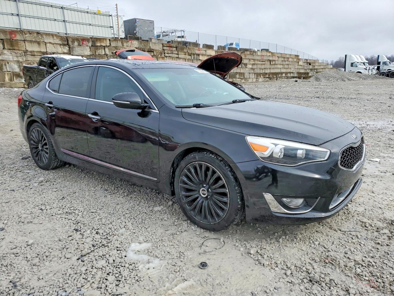 2014 KIA Cadenza Premium