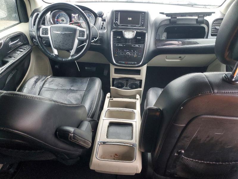 2012 Chrysler Town & Country Touring