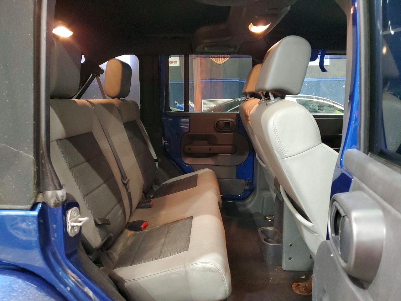 2010 Jeep Wrangler Unlimited Sahara
