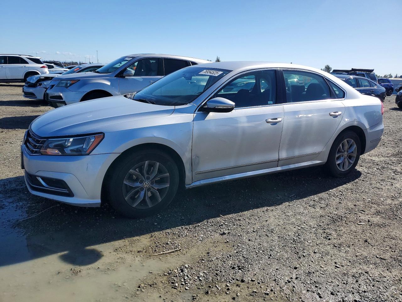 2016 Volkswagen Passat s