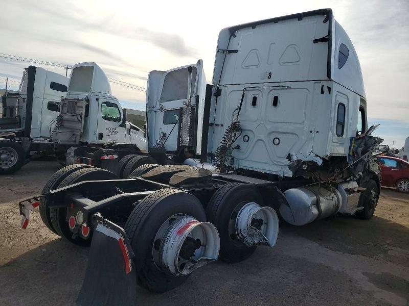 2023 Freightliner Cascadia 126 Semi Truck