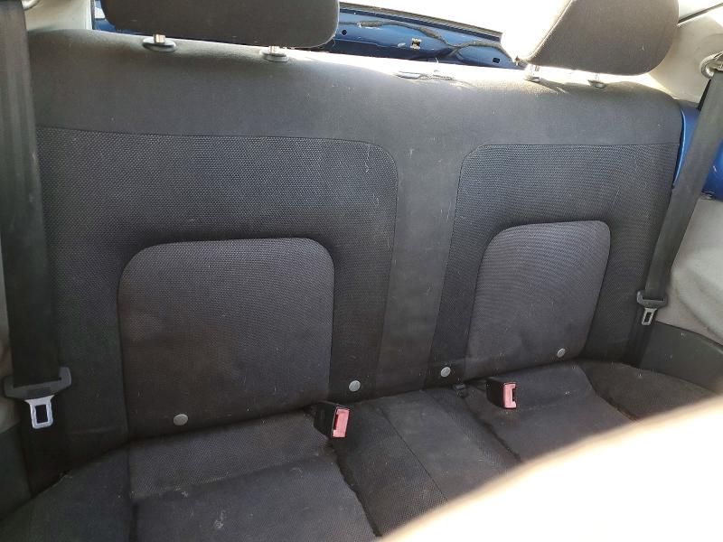 2003 Volkswagen New Beetle gl