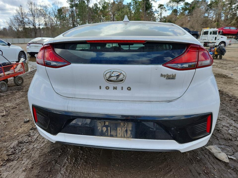 2018 Hyundai Ioniq Blue