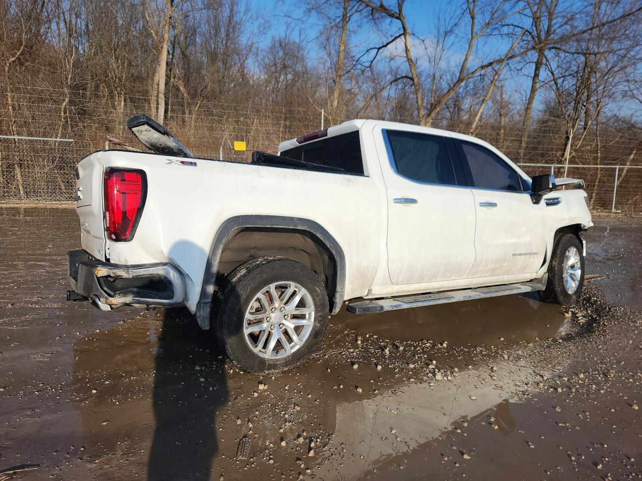 2022 GMC Sierra Limited K1500 SLT