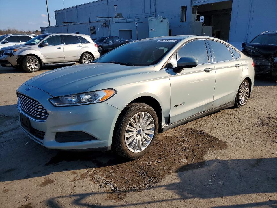 2014 Ford Fusion s Hybrid