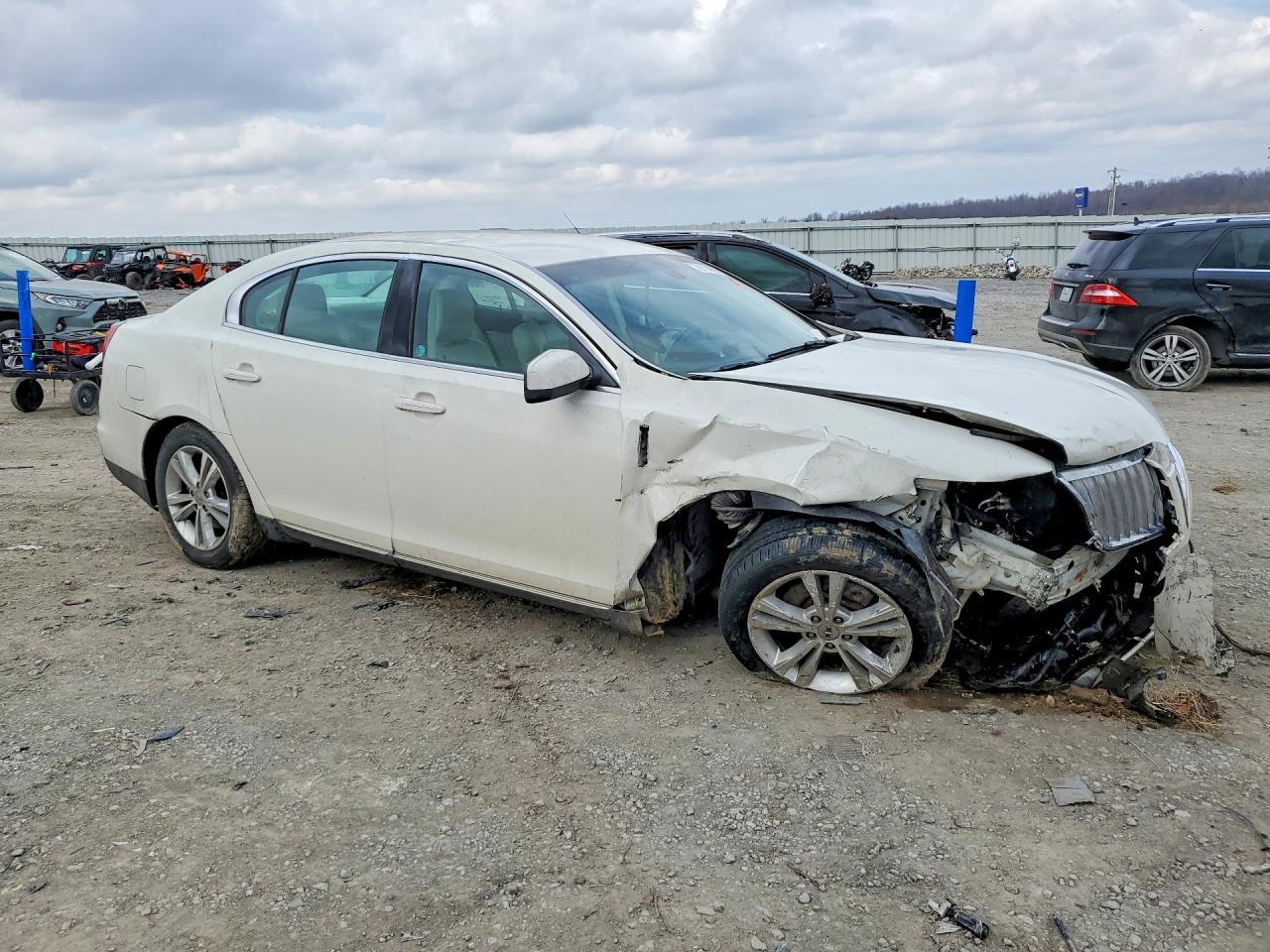 2009 Lincoln MKS