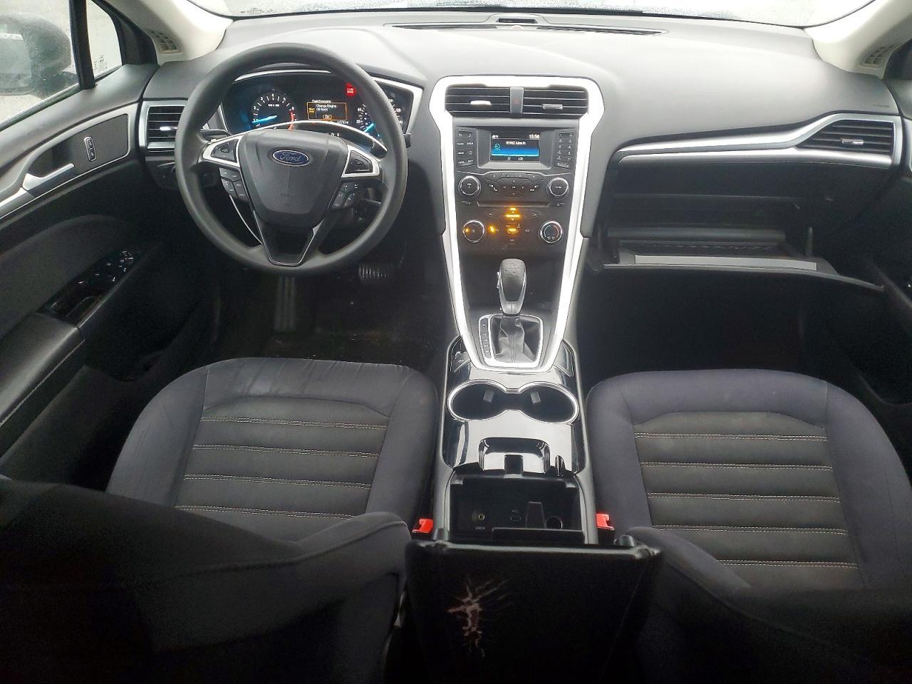 2015 Ford Fusion se