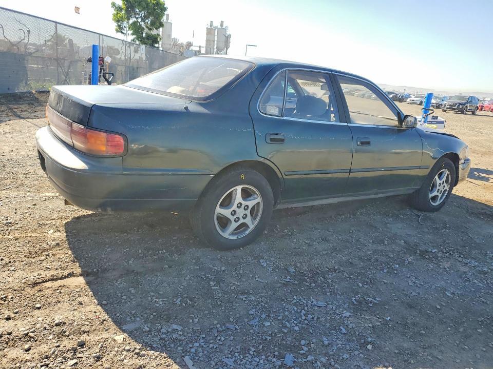 1995 Toyota Camry le