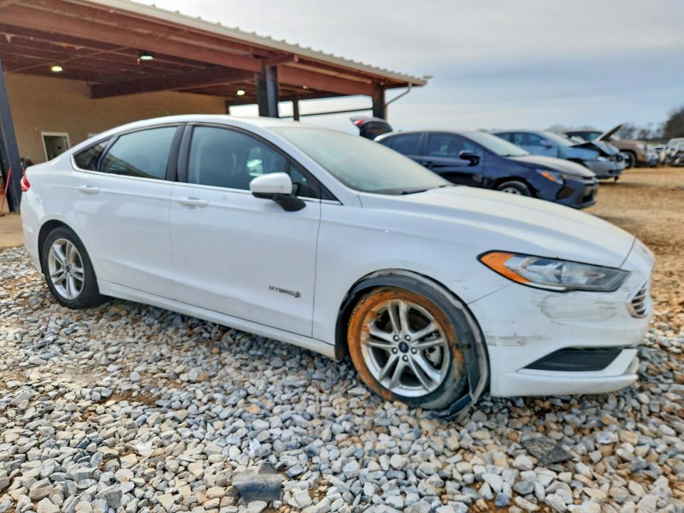 2018 Ford Fusion se Hybrid