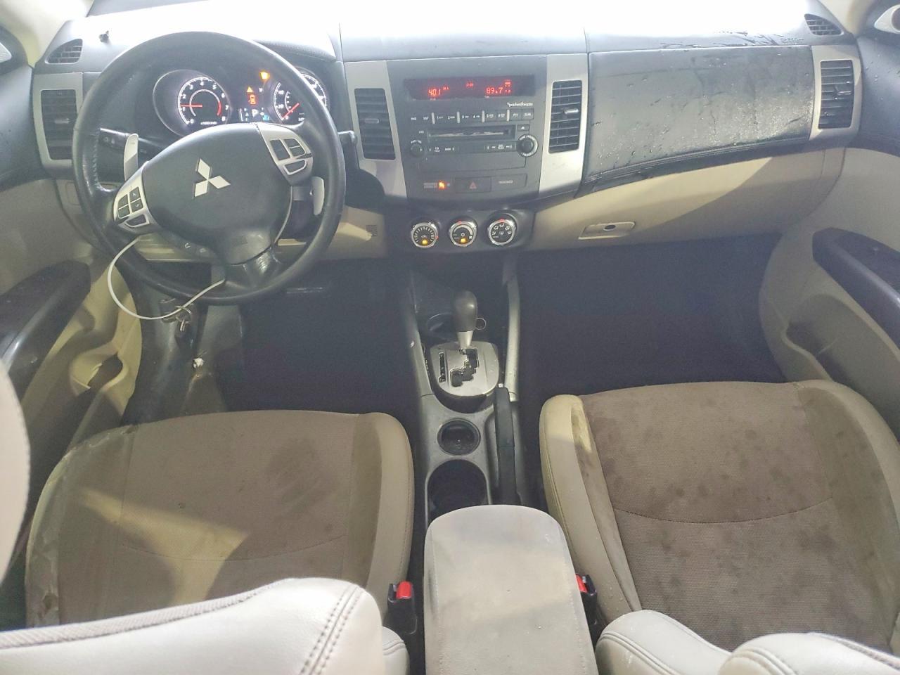 2013 Mitsubishi Outlander se