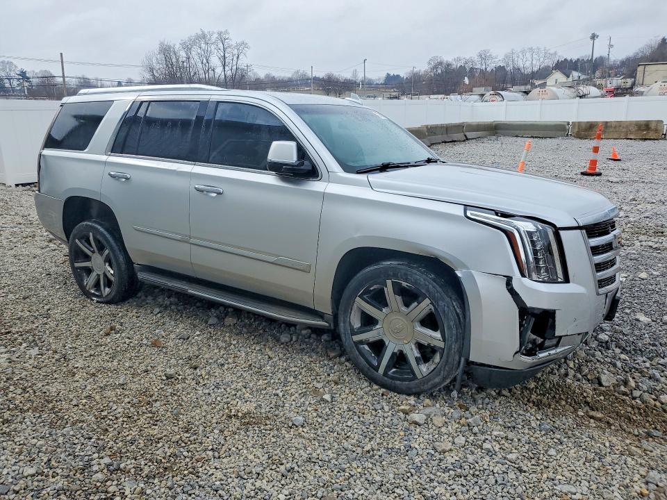 2015 Cadillac Escalade Luxury