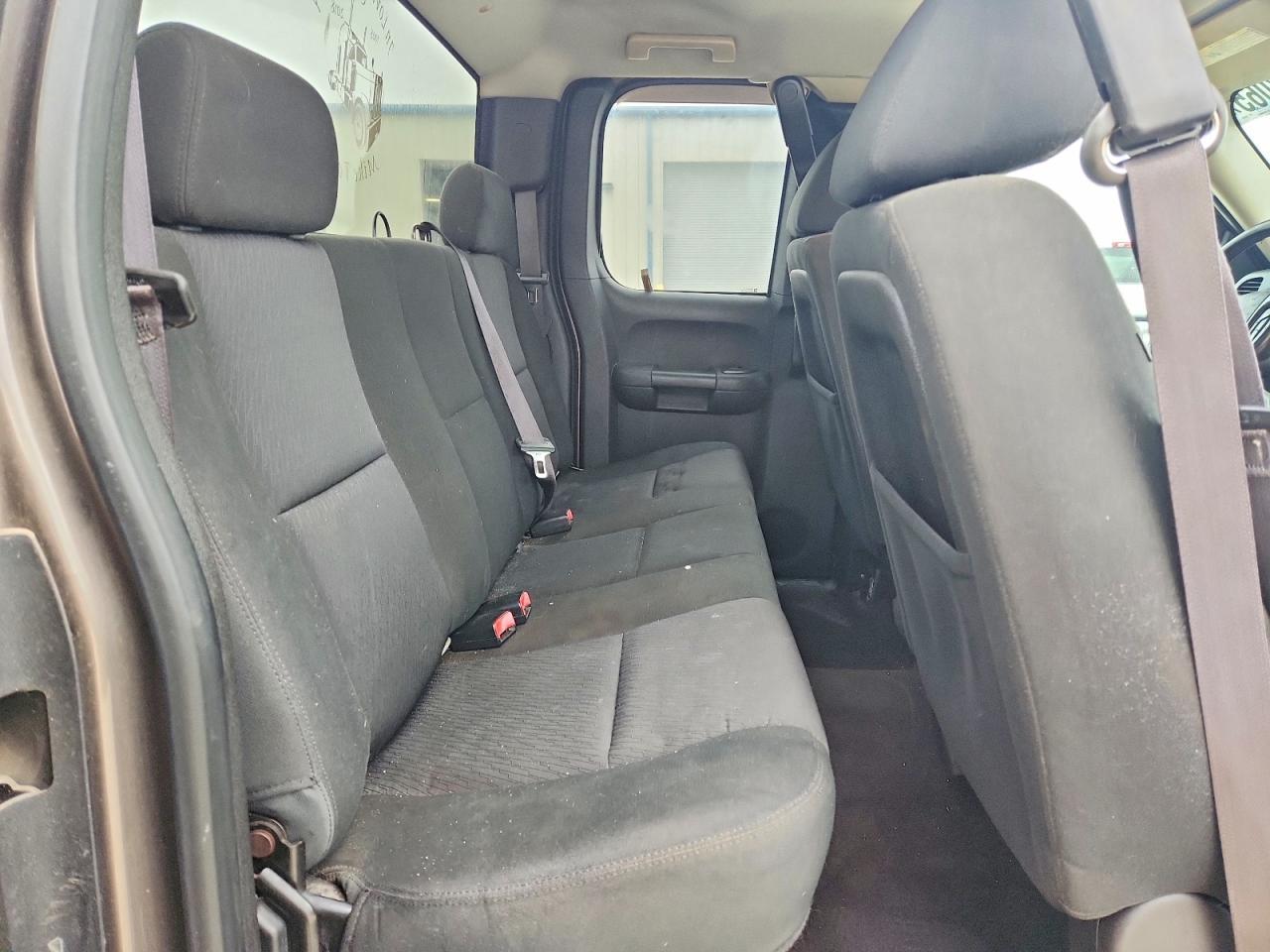 2013 Chevrolet Silverado C1500 LS