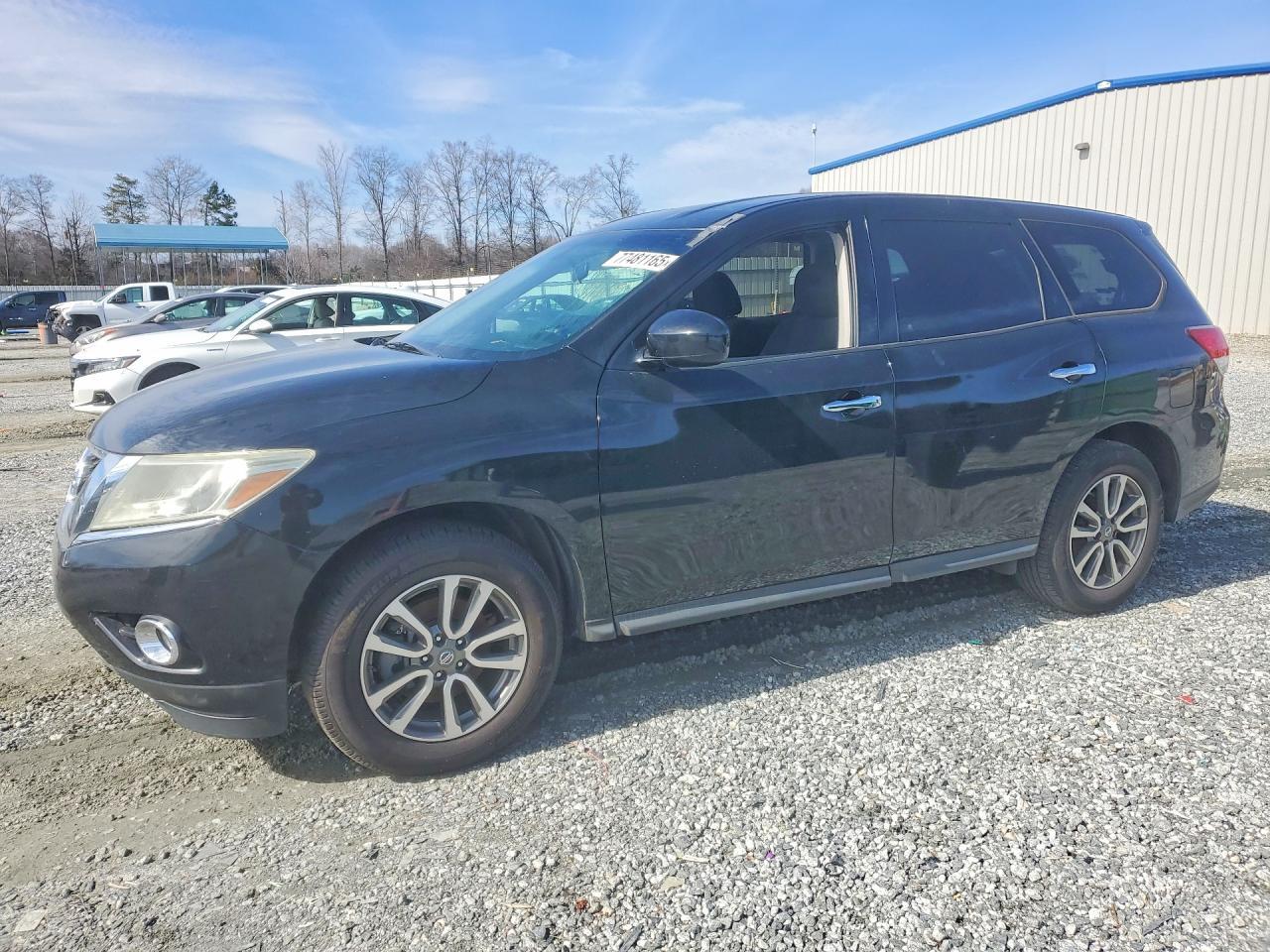 2013 Nissan Pathfinder s
