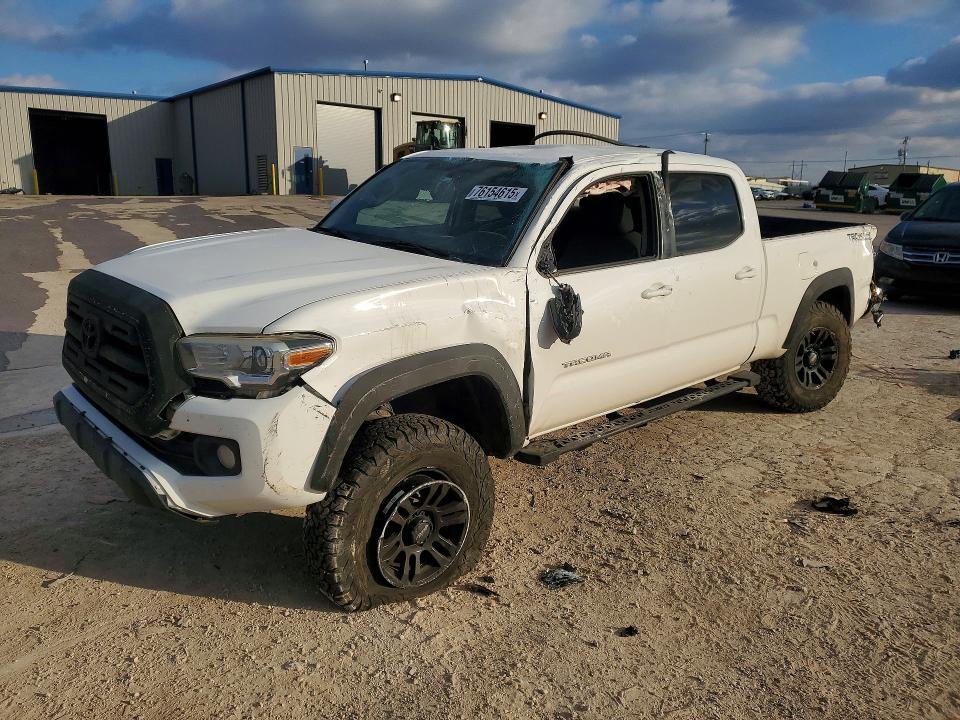 2017 Toyota Tacoma Double cab