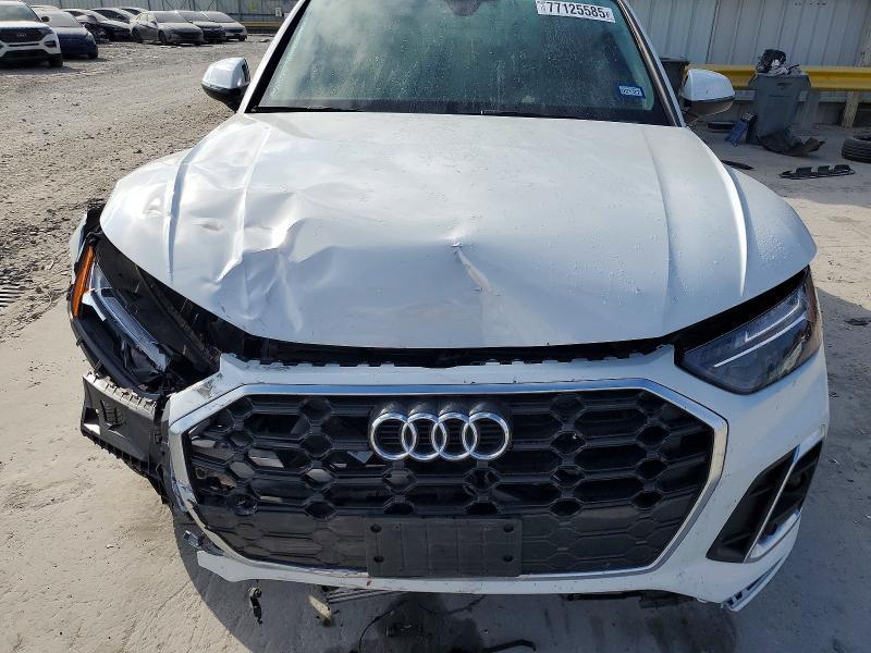 2025 Audi Q5 Premium 45