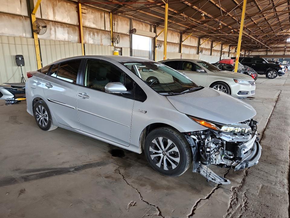 2021 Toyota Prius Prime xle