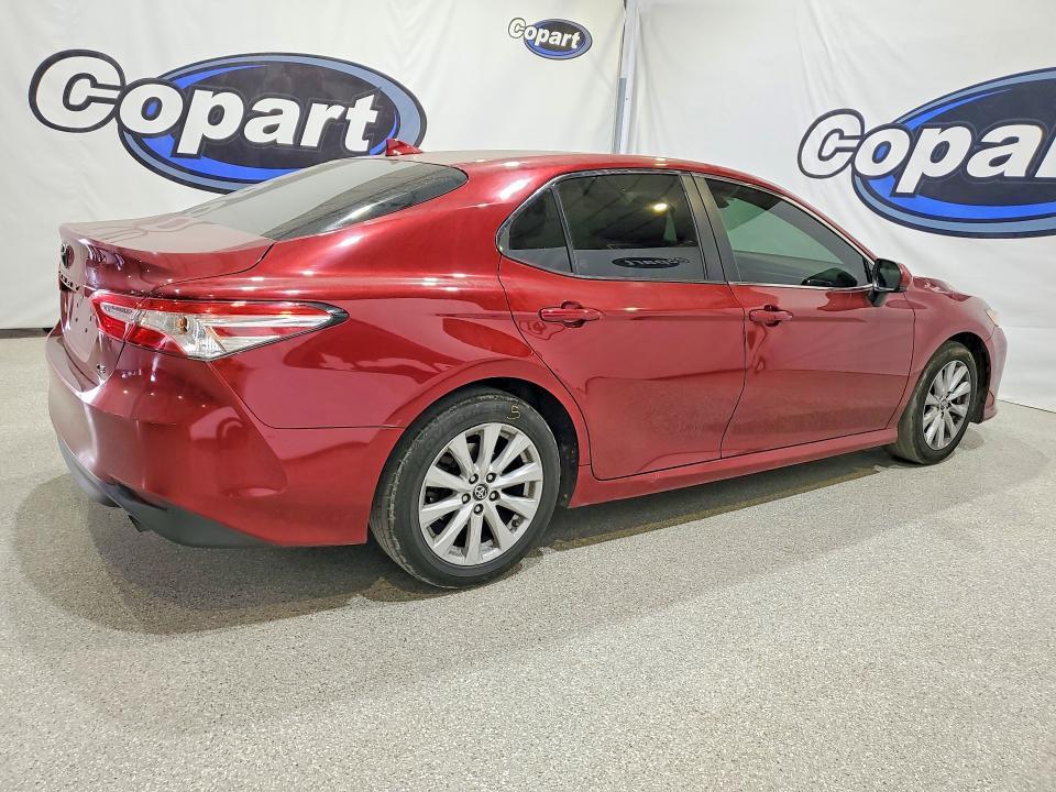 2019 Toyota Camry le