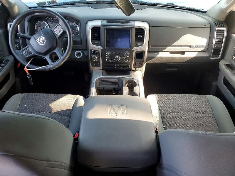 2018 Dodge Ram 1500 slt