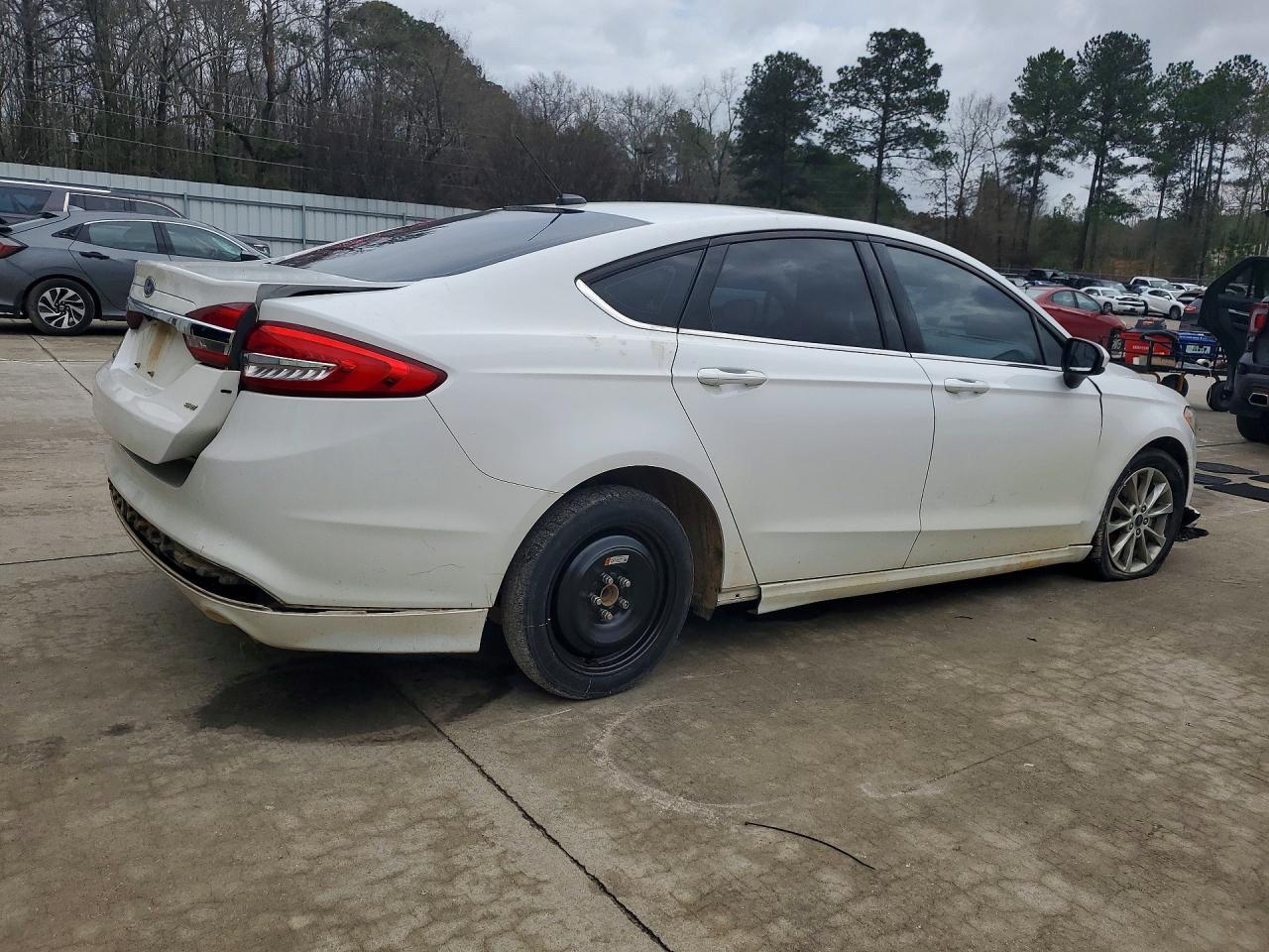 2017 Ford Fusion se