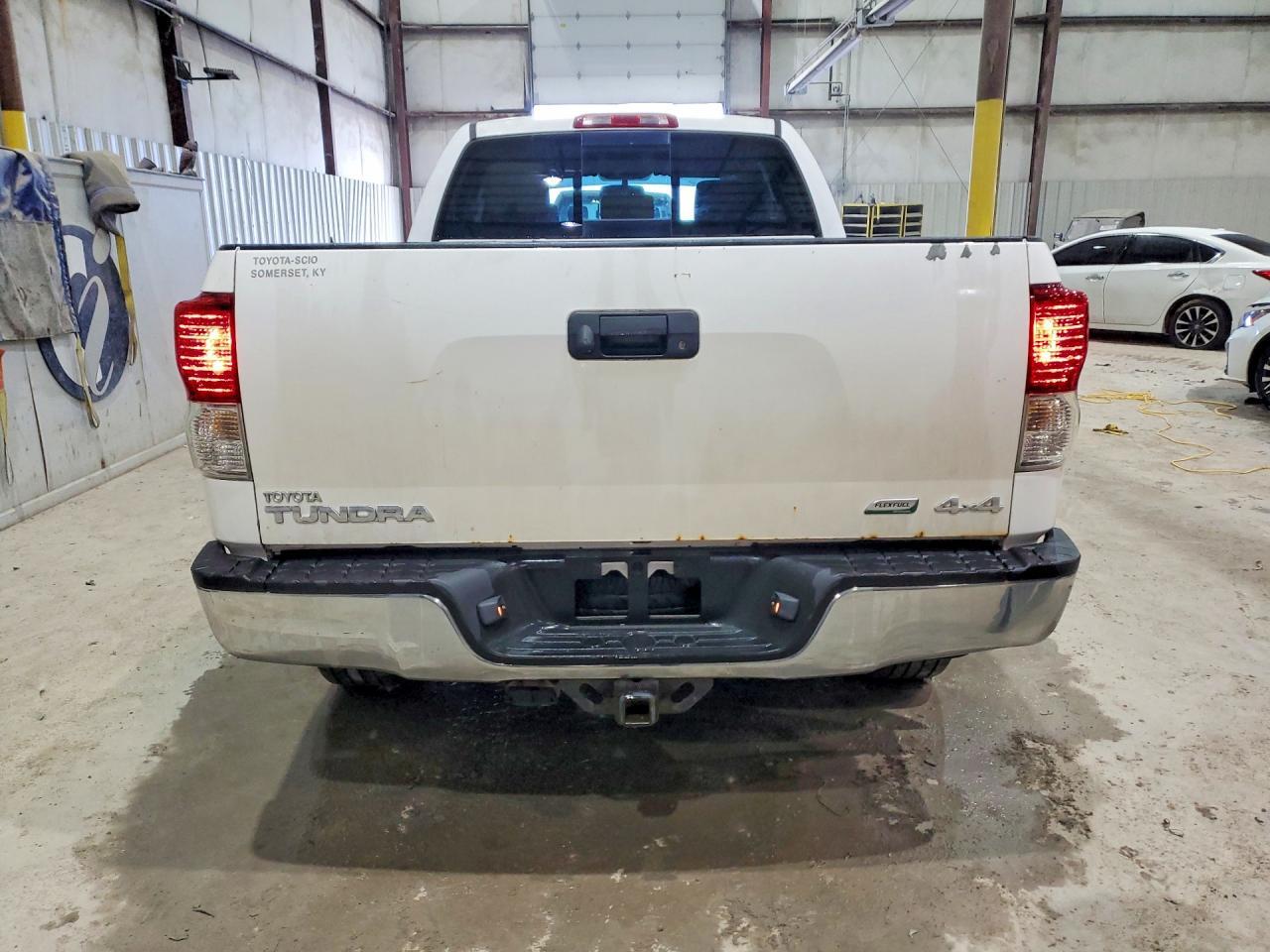 2011 Toyota Tundra Grade
