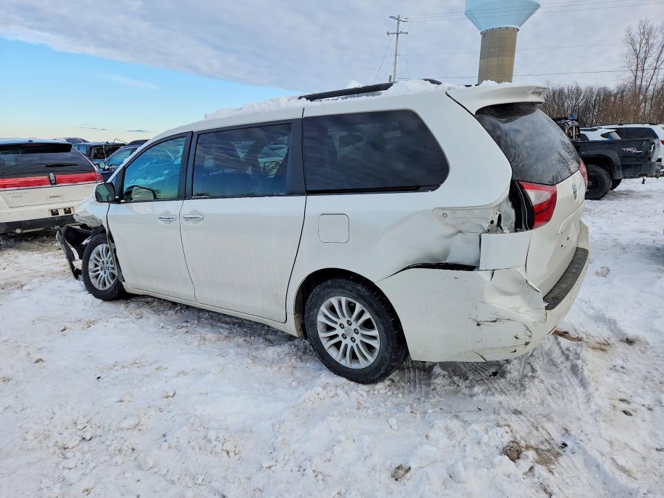 2017 Toyota Sienna xle