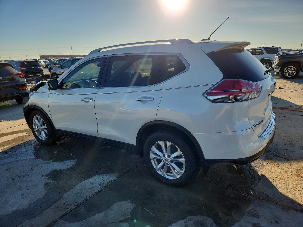 2015 Nissan Rogue sv