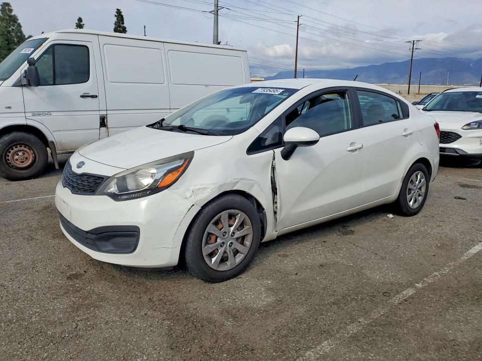 2013 KIA Rio lx