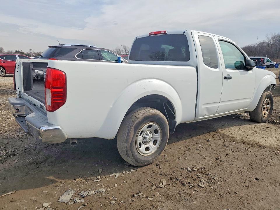 2015 Nissan Frontier S
