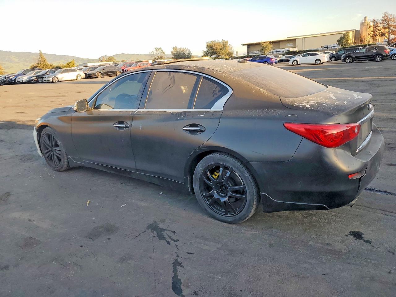 2014 Infiniti Q50 Base