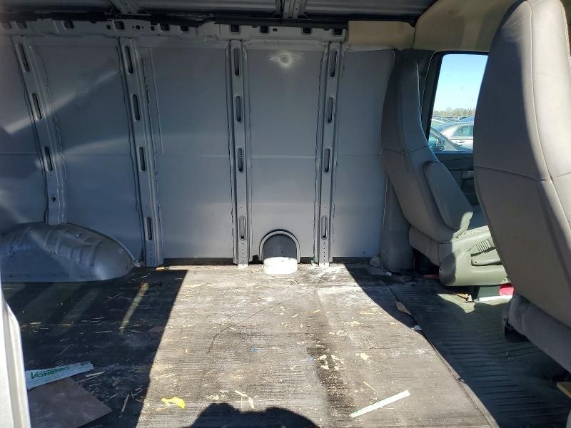 2020 GMC Savana G3500