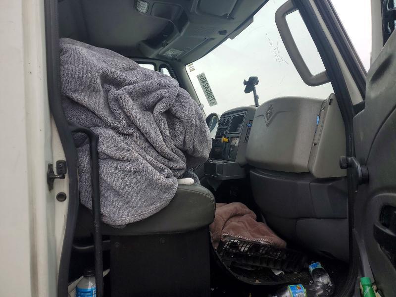 2018 International MA025 BOX Truck