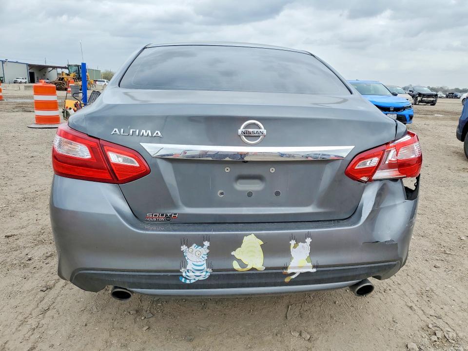 2017 Niss Altima 2.5