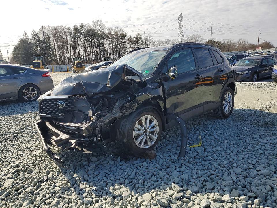 2025 Toyota Corolla Cross le