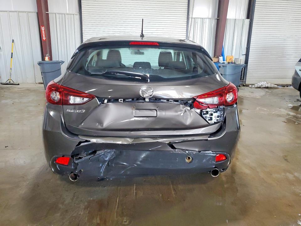 2015 Mazda 3 Sport