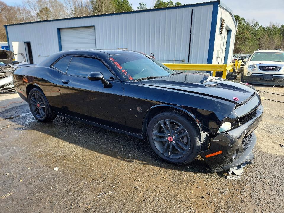 2019 Dodge Challenger sxt