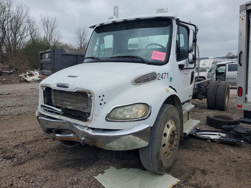 2005 Freightliner M2 106 Medium Duty