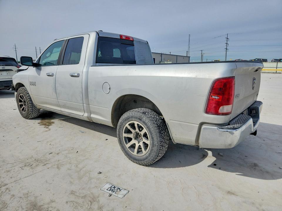 2015 Dodge Ram 1500 slt
