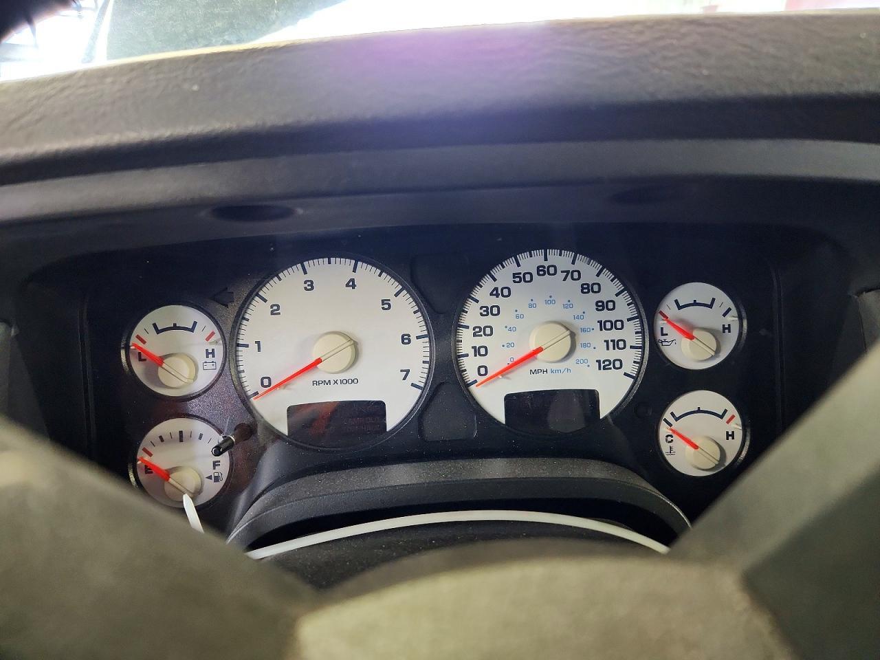 2004 Dodge RAM 1500 ST