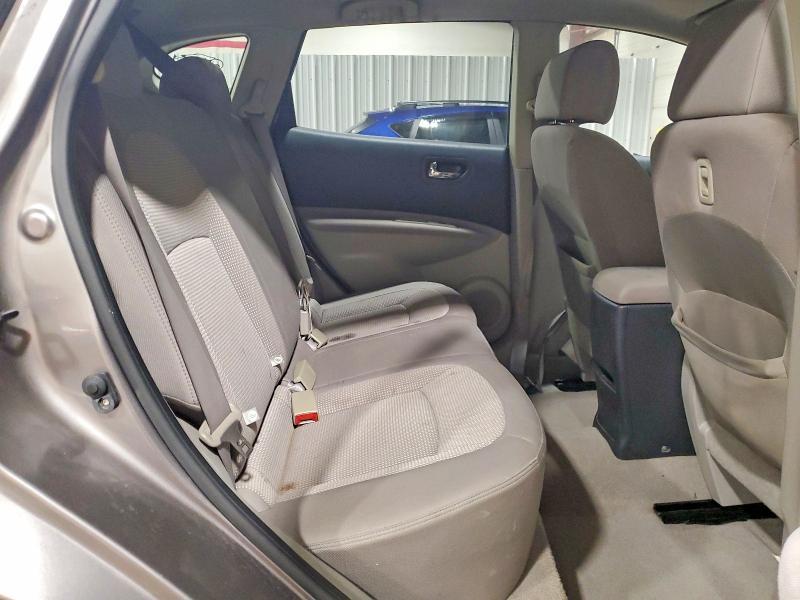 2010 Nissan Rogue s