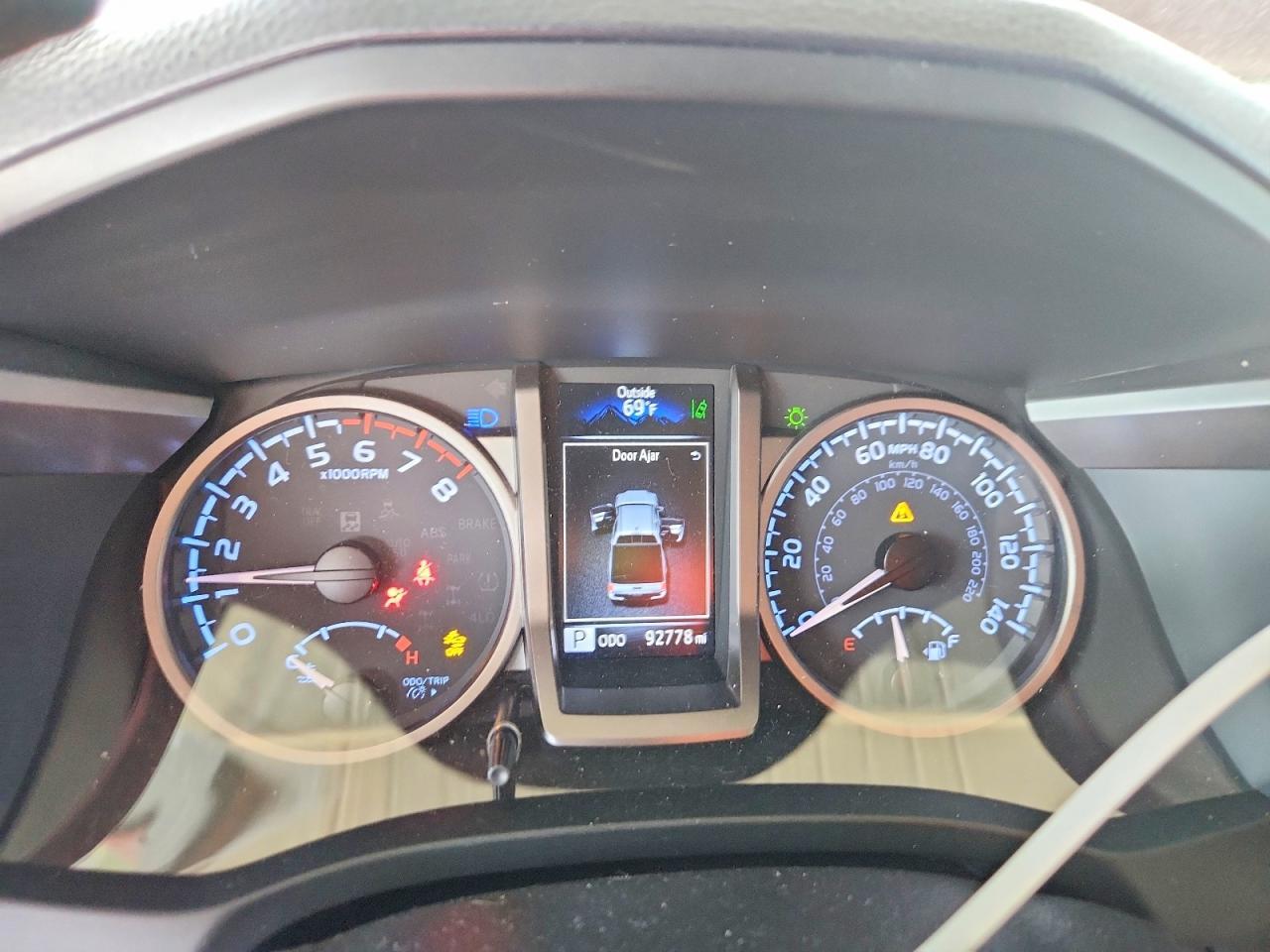 2022 Toyota Tacoma SR5