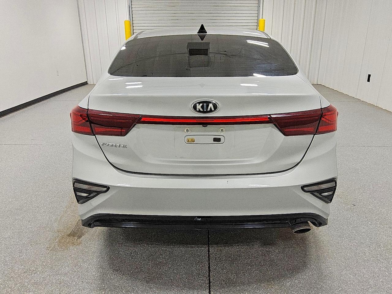 2021 KIA Forte fe