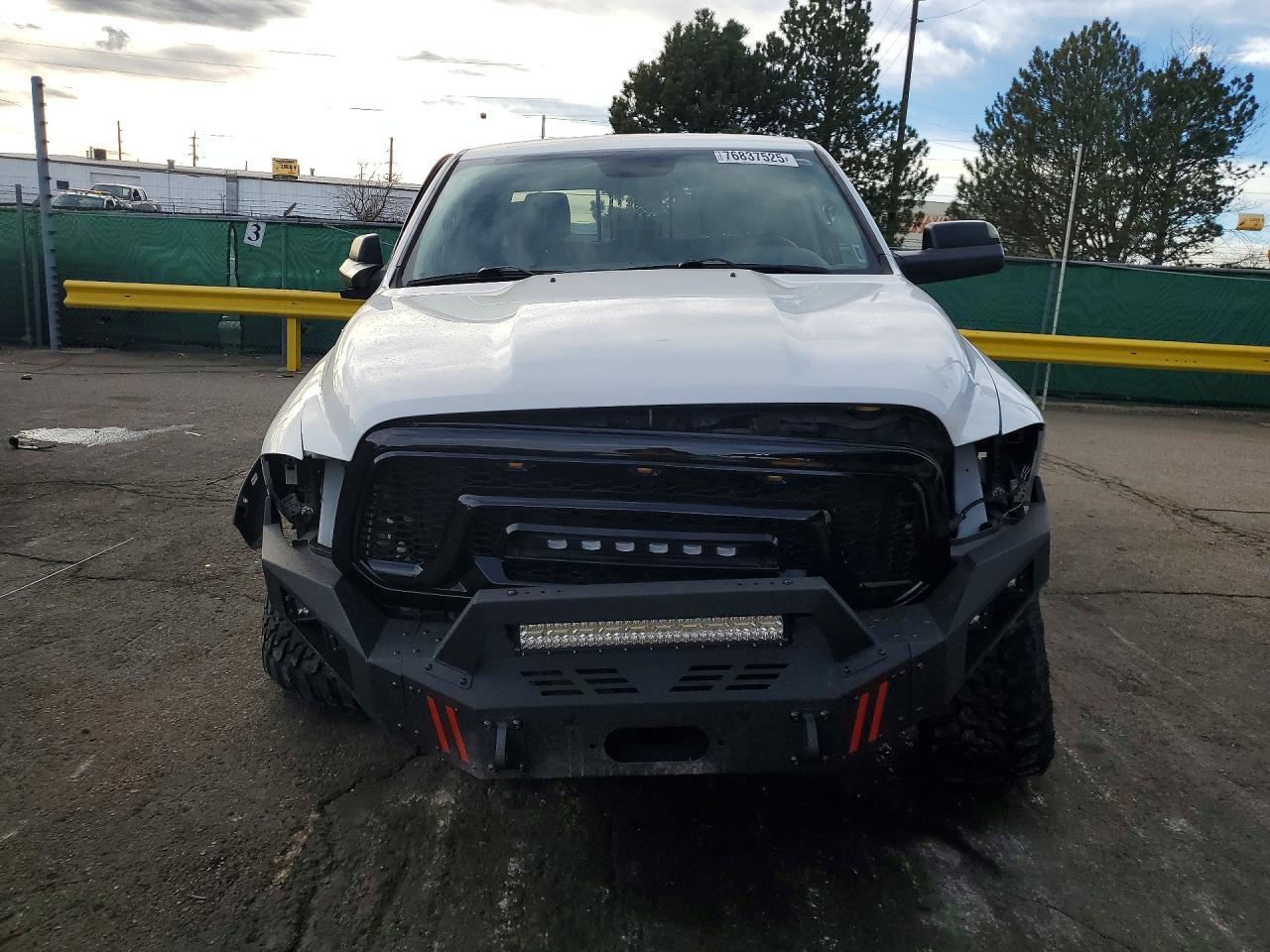 2019 Dodge Ram 1500 Classic slt