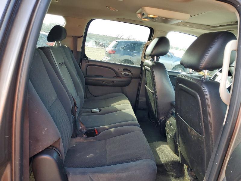 2012 Chevrolet Suburban K2500 lt