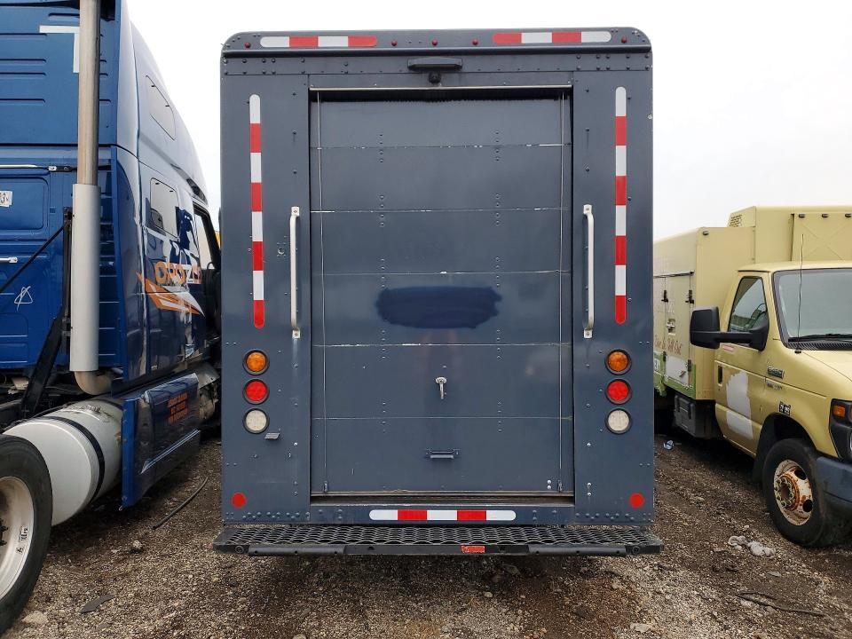 2020 Freightliner Mt45g Chassis Delivery Truck
