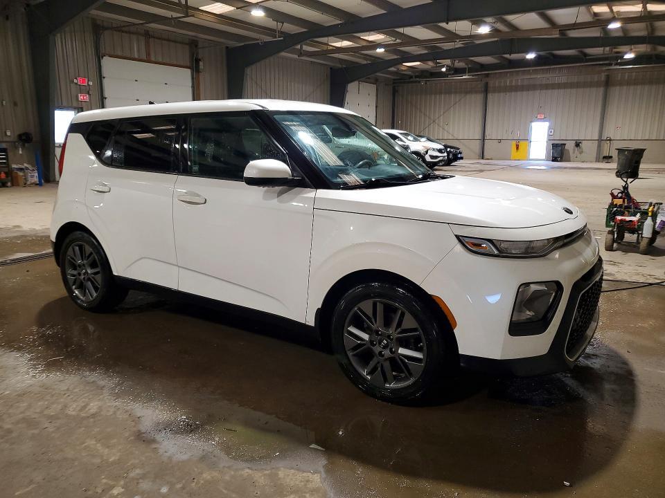 2021 KIA Soul s