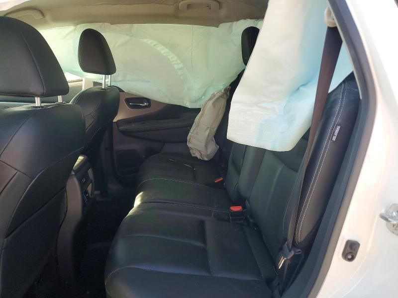 2024 Nissan Murano sv