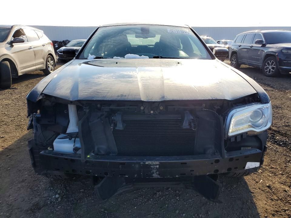 2022 Chrysler 300 Touring