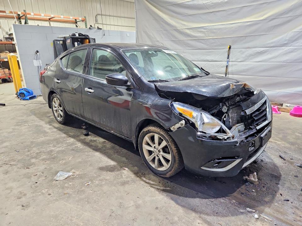 2016 Nissan Versa s