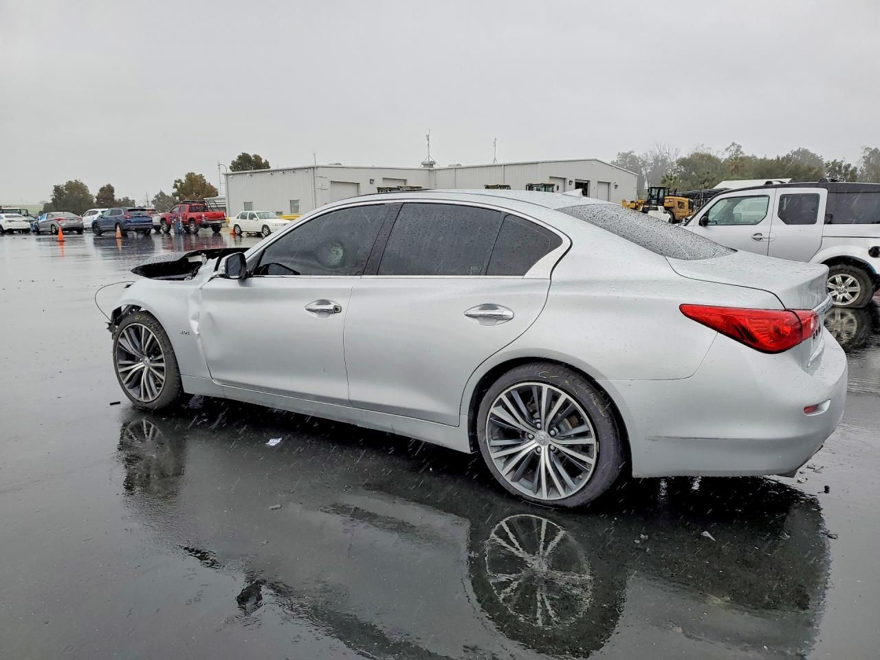 2015 Infinity Q50